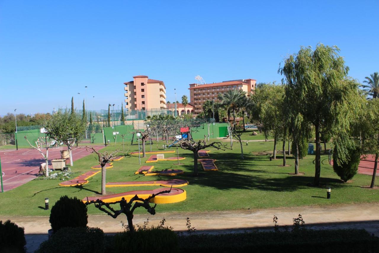 Los Juncos De Pineda Park Salou Exterior foto